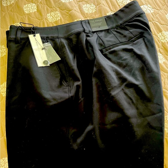 Lane Bryant curvy fit ankle pant - Picture 1 of 1